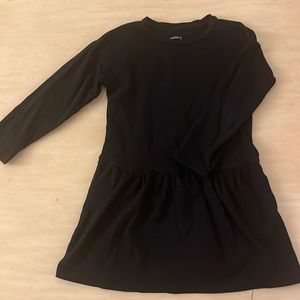 Primary perfect pocket long sleeve black dress - sz 4-5